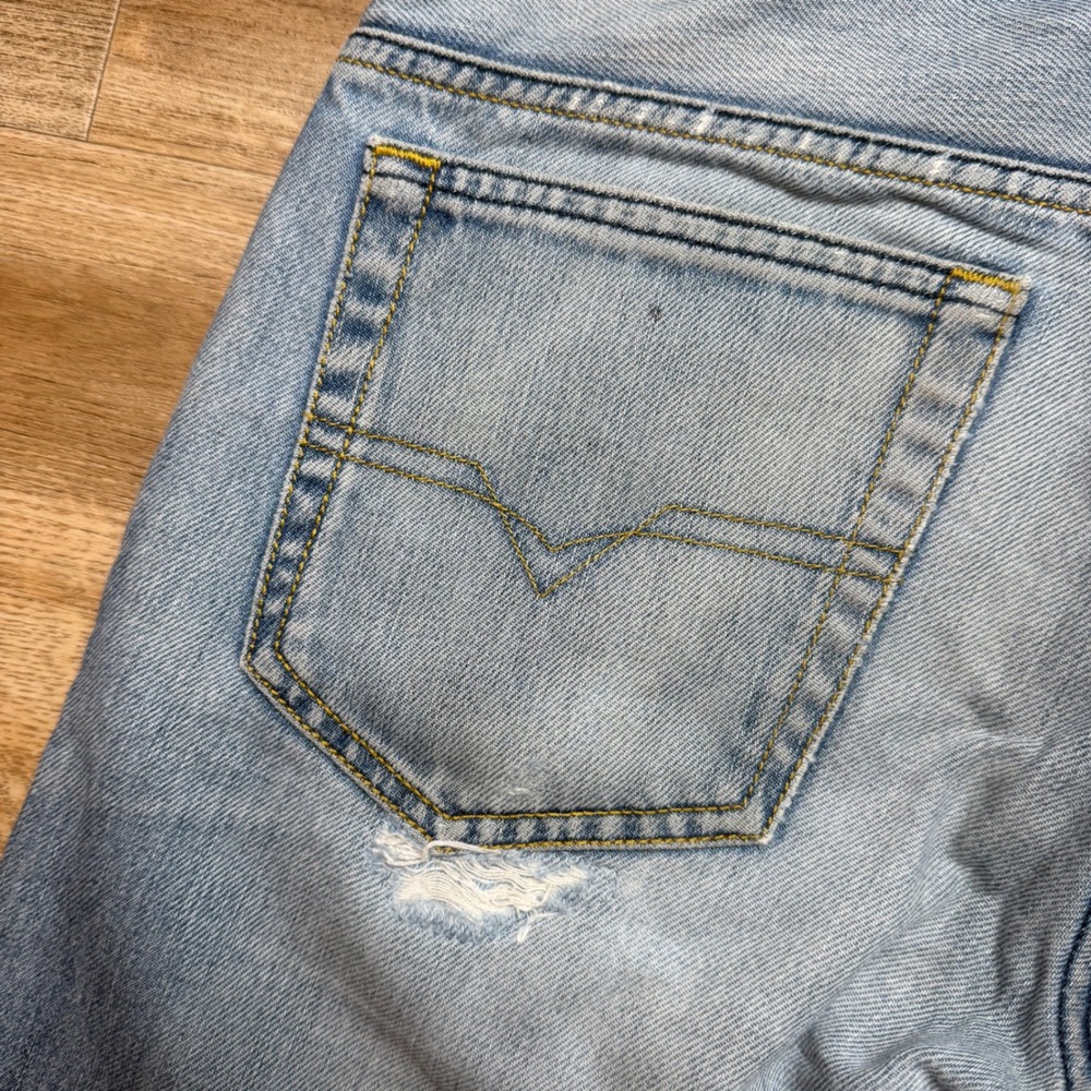 Diesel Safado Jeans Mens 29x34 Light Blue Slim Straight Distressed Denim 0073P - Picture 5 of 16